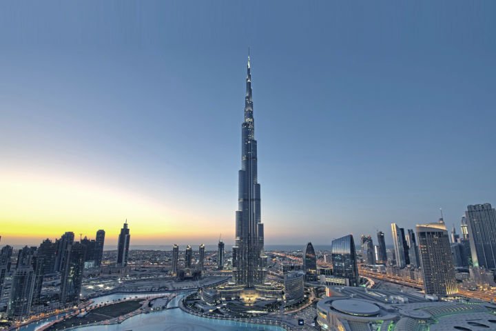 Delivering the world's tallest building